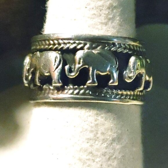 Elephant Band Sterling Silver 925 Ring Hinduism Feng Shui Luck Wisdom Strength - Picture 1 of 10